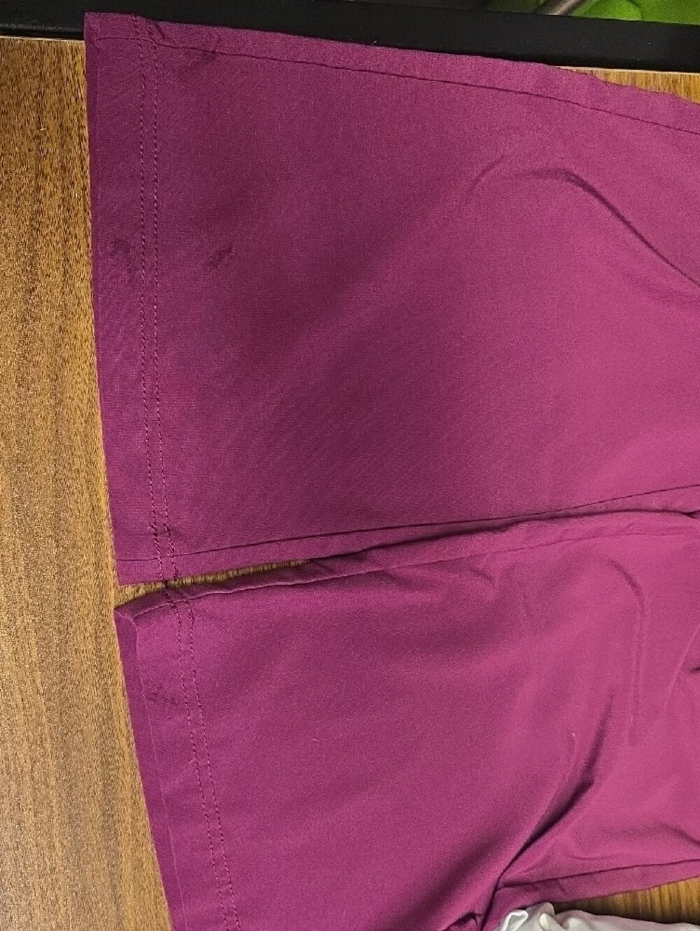 3 Pairs Of Carhartt Women's Cargo Scrub Pants - Medium Petite - Burgundy/Maroon - Picture 8 of 9